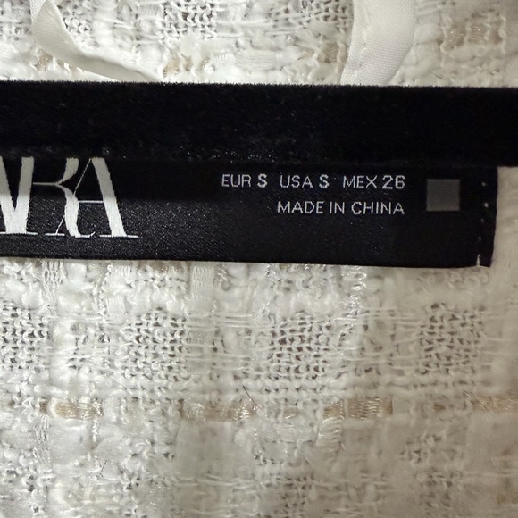 Zara Off-White Tweed Button-Up Jacket - Picture 7 of 9